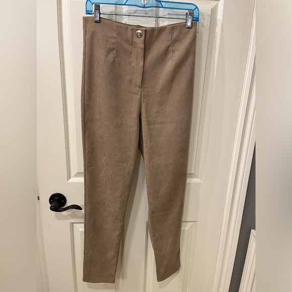 Zara Beige High-Waisted Women's Pants - Picture 2 of 5